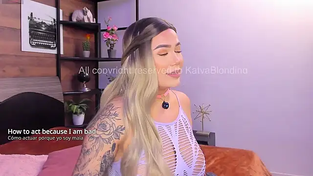 Snapshot of KatyaBlonding chatting on October 7, 2025, 3:24 pm KatyaBlonding online show from October 7, 2025, 3:24 pm