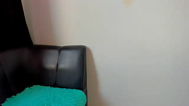 Snapshot of squirttati33 chatting on December 17, 2024, 1:38 pm squirttati33 online show from December 17, 2024, 1:38 pm