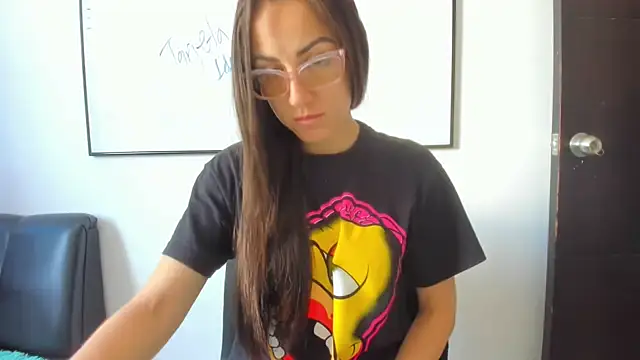 Snapshot of squirttati33 chatting on October 7, 2025, 3:35 pm squirttati33 online show from October 7, 2025, 3:35 pm