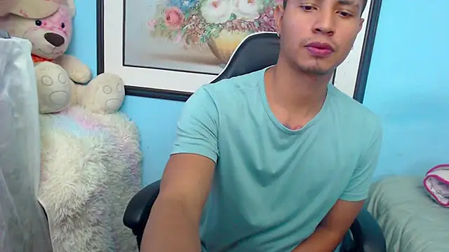 Luciana and Neitan online show from March 3, 2025, 10:42 pm