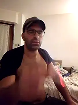 Snapshot of Passivello9 chatting on November 25, 2025, 7:47 pm Passivello9 online show from November 25, 2025, 7:47 pm