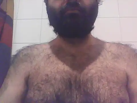 Snapshot of JohnBond009 chatting on May 19, 2026, 12:34 pm JohnBond009 online show from May 19, 2026, 12:34 pm