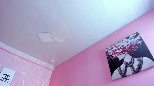 dolly zoe online show from October 31, 2025, 8:16 pm