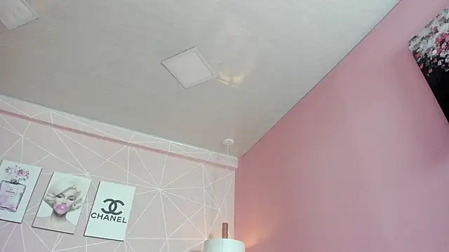 dolly zoe online show from October 21, 2025, 10:09 pm