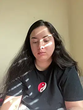 xocrybaby online show from March 1, 2025, 4:44 pm