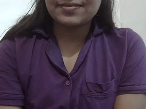 shekira99 online show from December 4, 2025, 7:07 am