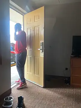 Stressreliever82 online show from April 13, 2026, 8:13 pm