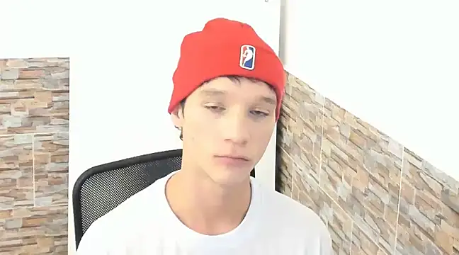 angelcortes online show from December 2, 2024, 6:16 pm