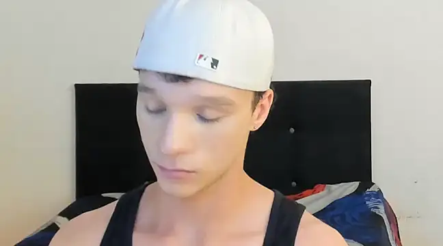 angelcortes online show from January 24, 2025, 5:11 pm