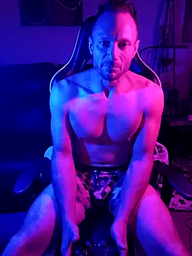 Snapshot of Funwithbrad1 chatting on December 11, 2024, 10:47 am Funwithbrad1 online show from December 11, 2024, 10:47 am