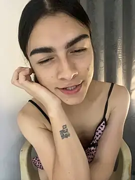 Snapshot of valendoll chatting on March 7, 2025, 11:27 pm valendoll online show from March 7, 2025, 11:27 pm