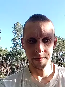 Snapshot of Yrikos1 chatting on September 22, 2025, 2:12 pm Yrikos1 online show from September 22, 2025, 2:12 pm