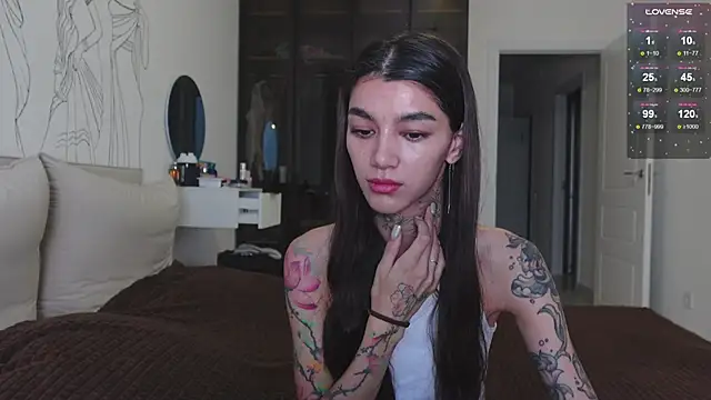 vinkitinkii online show from October 26, 2025, 7:20 am