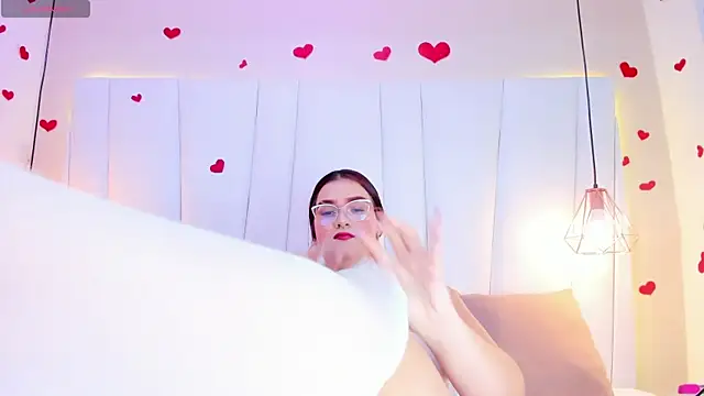 Snapshot of MelanieKlaus chatting on October 11, 2025, 7:15 pm MelanieKlaus online show from October 11, 2025, 7:15 pm