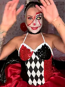 Snapshot of petrouchkaaa_ chatting on October 30, 2025, 9:33 pm petrouchkaaa online show from October 30, 2025, 9:33 pm