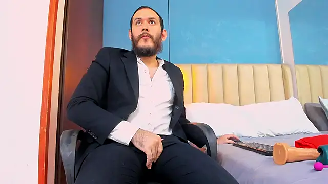 jeanpiere  online show from January 17, 2026, 2:48 am