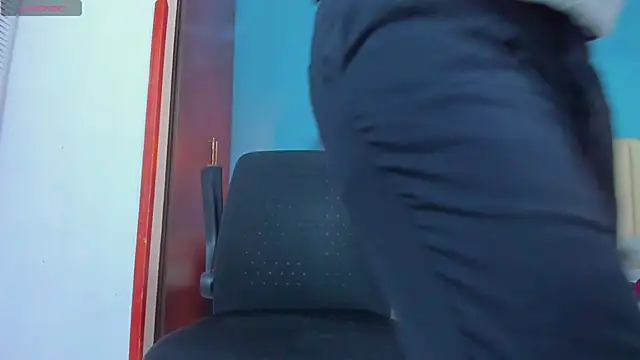 Snapshot of jeanpiere_ chatting on December 5, 2025, 2:32 am jeanpiere online show from December 5, 2025, 2:32 am