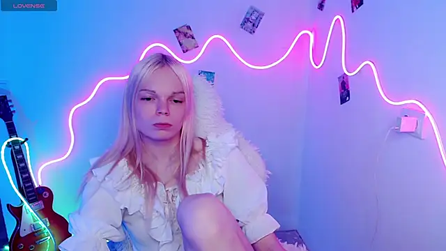 Emily Nyaffee online show from October 30, 2025, 4:59 pm