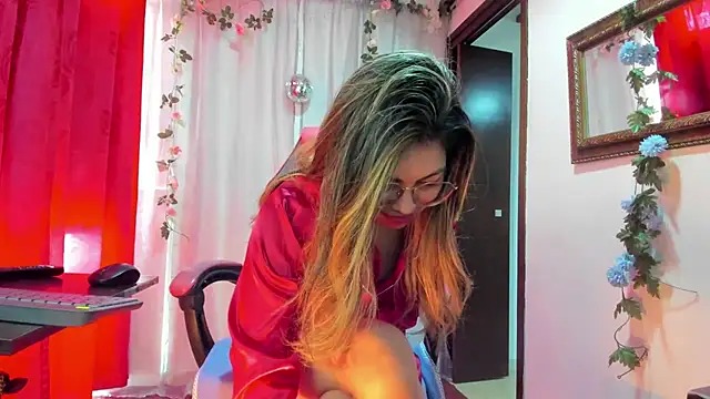 rose blak online show from March 5, 2025, 3:51 pm