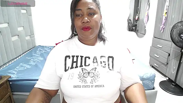 Snapshot of thickebonymilfF chatting on May 20, 2026, 5:26 am thickebonymilfF online show from May 20, 2026, 5:26 am