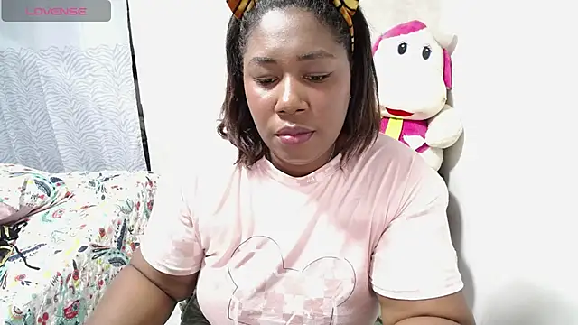 thickebonymilfF online show from October 11, 2025, 2:23 am
