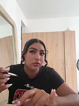 Snapshot of NatashaBrown12 chatting on October 18, 2025, 1:02 pm NatashaBrown12 online show from October 18, 2025, 1:02 pm