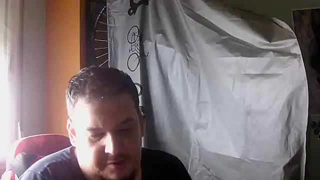 porkorossy online show from March 24, 2026, 9:09 am