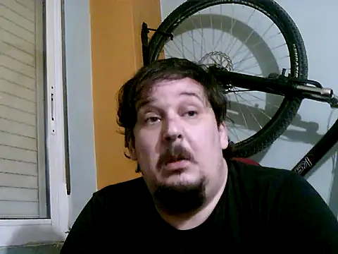 porkorossy online show from March 15, 2025, 9:38 pm