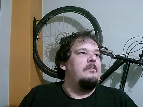 porkorossy online show from March 12, 2025, 6:32 pm