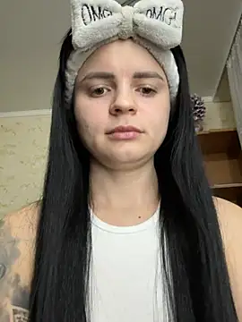 JuicyJess online show from February 26, 2026, 8:09 pm