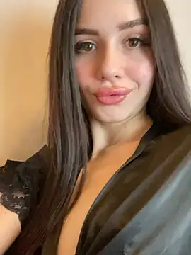 SofiaLaLight online show from February 9, 2025, 12:30 pm