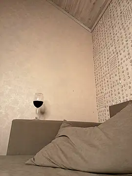 SofiaLaLight online show from March 26, 2026, 11:13 pm