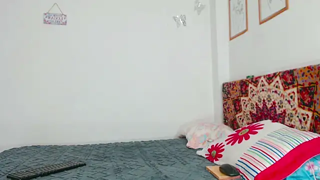 Snapshot of verocute7 chatting on September 24, 2025, 3:02 am verocute7 online show from September 24, 2025, 3:02 am