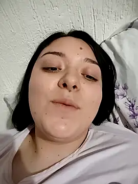 Snapshot of Chubbygrl20 chatting on November 6, 2025, 12:47 am Chubbygrl20 online show from November 6, 2025, 12:47 am