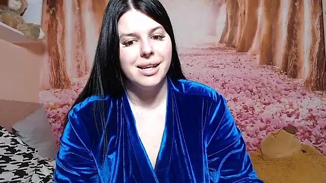 Annatrybebetter online show from January 7, 2026, 9:42 pm