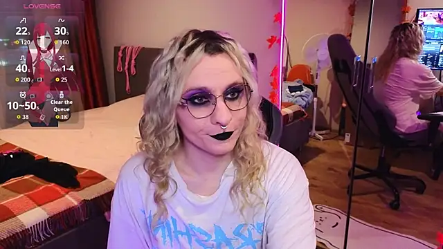 Snapshot of Lori_Myaf chatting on November 6, 2025, 2:10 pm Lori Myaf online show from November 6, 2025, 2:10 pm