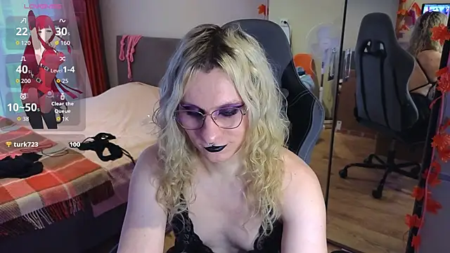 Snapshot of Lori_Myaf chatting on October 30, 2025, 1:09 pm Lori Myaf online show from October 30, 2025, 1:09 pm