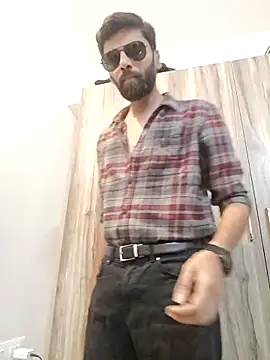 18 couple sex online show from May 11, 2026, 5:43 pm