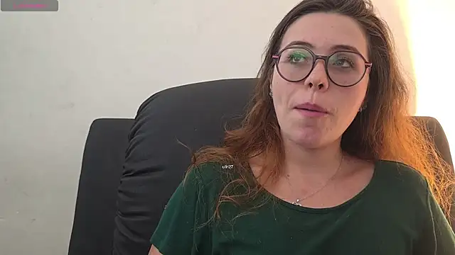 Snapshot of irinasweet27 chatting on October 3, 2025, 1:09 am irinasweet27 online show from October 3, 2025, 1:09 am