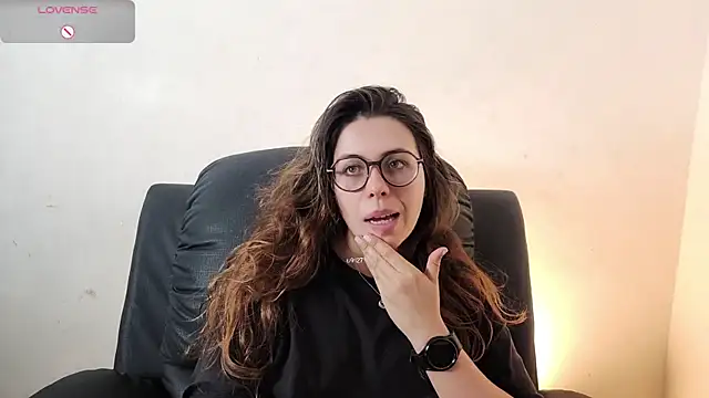 Snapshot of irinasweet27 chatting on November 15, 2025, 3:10 am irinasweet27 online show from November 15, 2025, 3:10 am