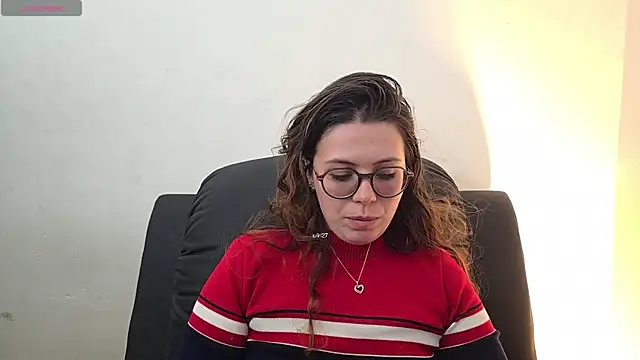 Snapshot of irinasweet27 chatting on October 6, 2025, 12:56 am irinasweet27 online show from October 6, 2025, 12:56 am