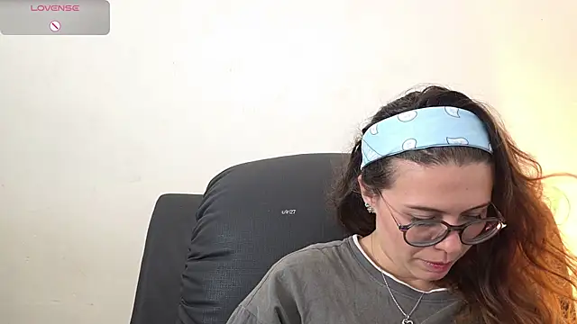 Snapshot of irinasweet27 chatting on September 10, 2025, 12:20 am irinasweet27 online show from September 10, 2025, 12:20 am