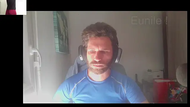 Snapshot of EunileDiff chatting on June 15, 2026, 10:26 am EunileDiff online show from June 15, 2026, 10:26 am