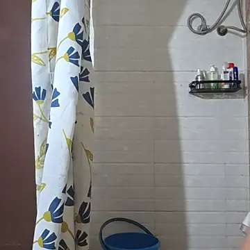 surfer fun29 online show from November 12, 2025, 3:43 am