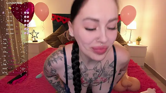 Snapshot of missAngellina chatting on February 14, 2025, 5:09 am missAngellina online show from February 14, 2025, 5:09 am