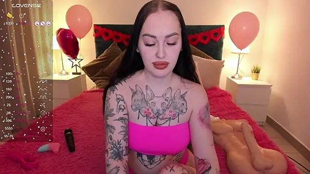 Snapshot of missAngellina chatting on February 21, 2025, 1:55 am missAngellina online show from February 21, 2025, 1:55 am