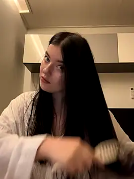 Angela Fosterr online show from September 30, 2025, 5:19 pm