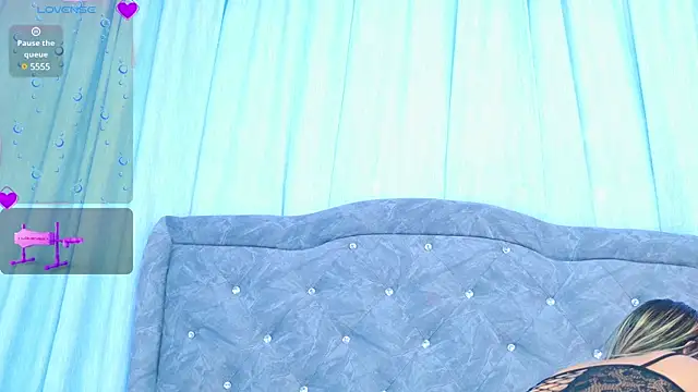 ZafiroClean online show from March 12, 2025, 10:17 pm