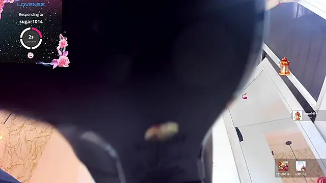 BRITANY WELLS  online show from April 6, 2026, 12:28 pm