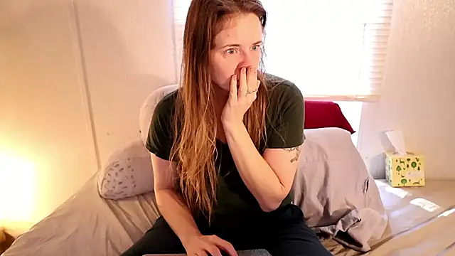 xxpixeyxx online show from January 19, 2026, 2:32 pm